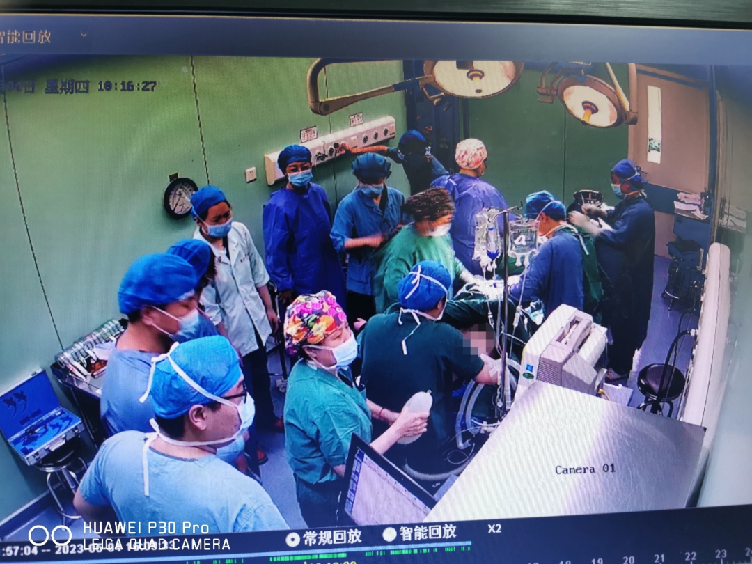 产妇突发急性心衰！市立多学科联手全力救治，90秒娩出胎儿，成功保母子平安
